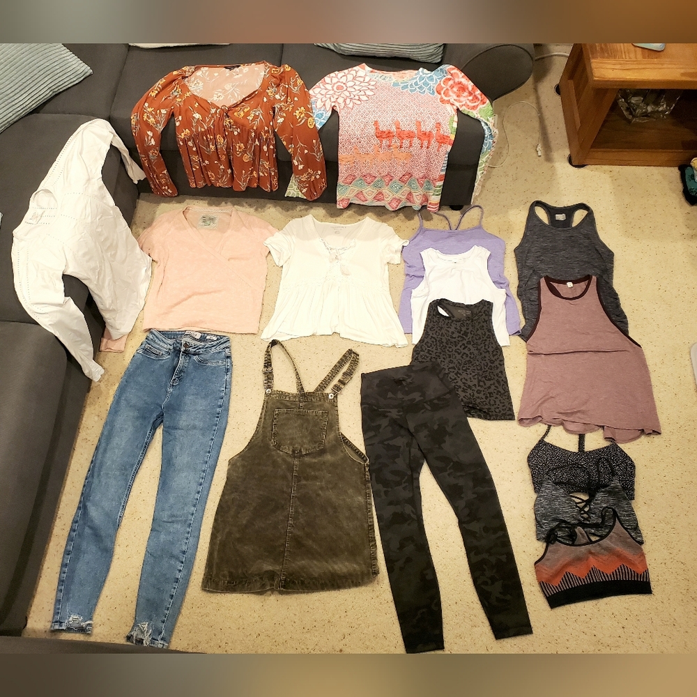Clothing Bundle - Lululemon, Athleta, Anthropologie, American Eagle, and more